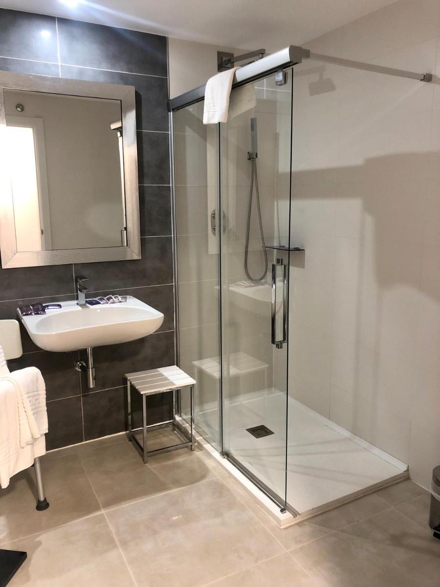 Un baño de Hotel MedinaSalim