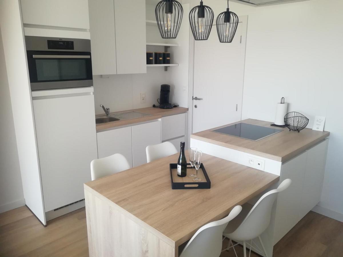Zeebriesje - Housity