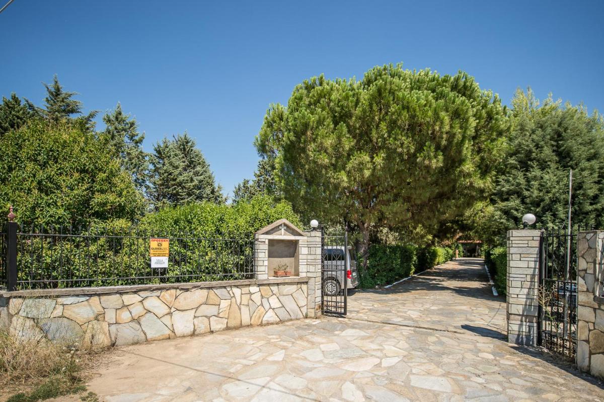 Villa Ampelos - Housity