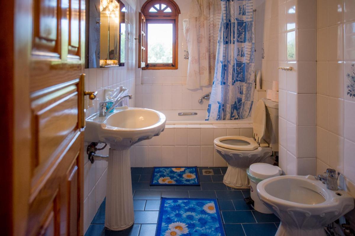 Villa Ampelos - Housity