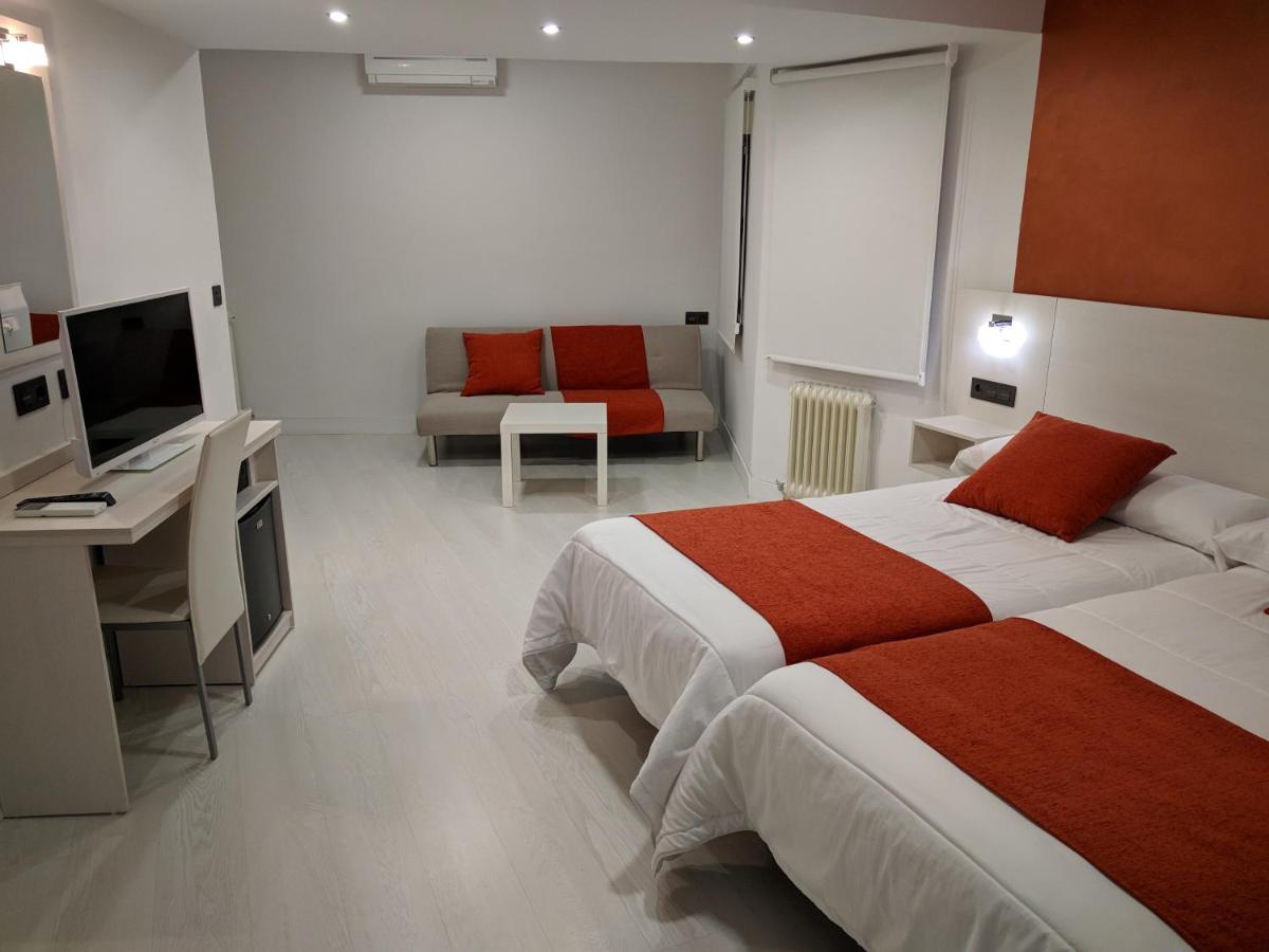 Emperatriz I - Housity
