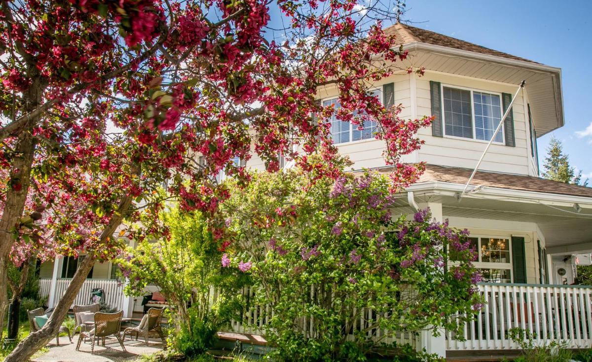 Inn on Canyon - Housity
