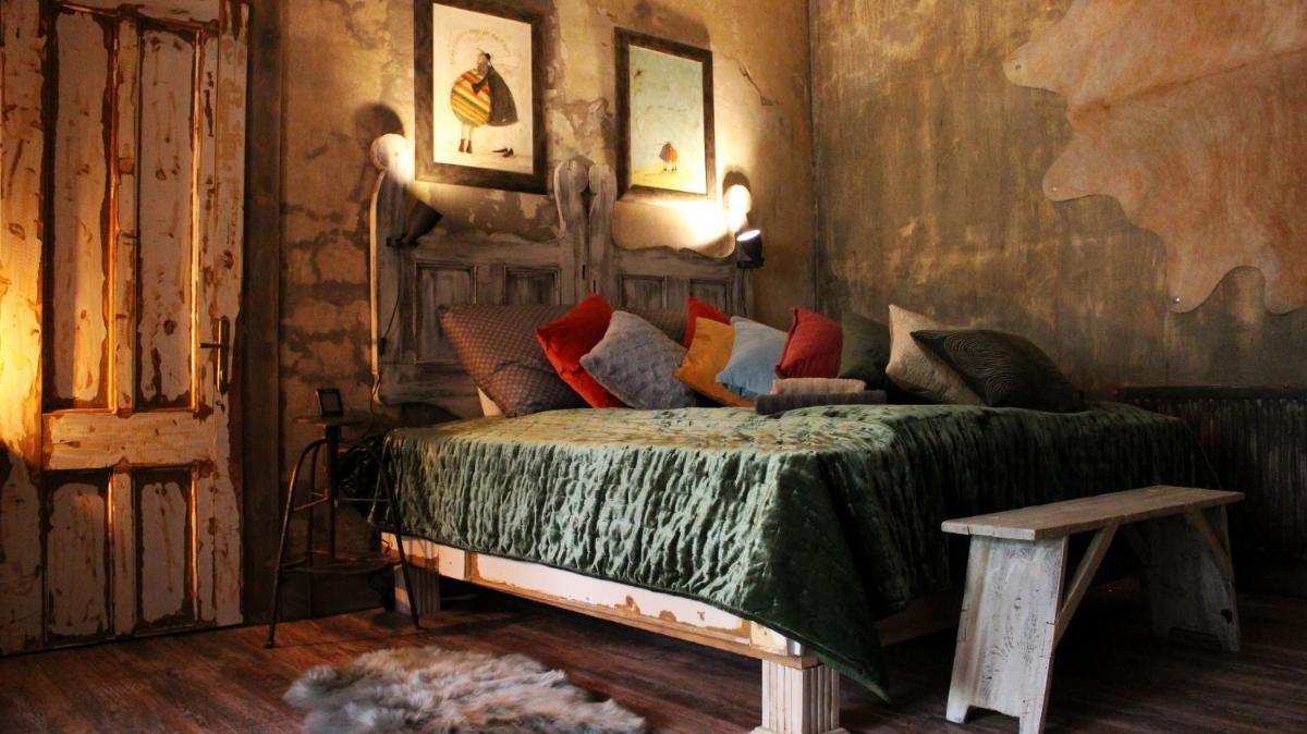 VINTAGE in Old Town - Housity