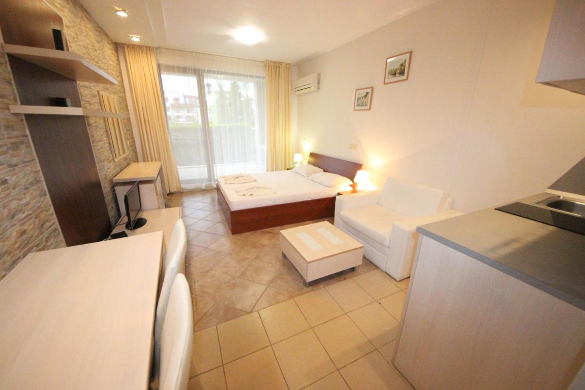 Menada Kavaci Sozopol Apartments - Housity