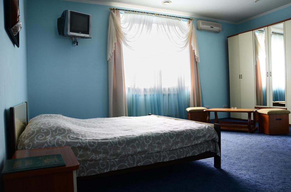 Dvorik - Housity