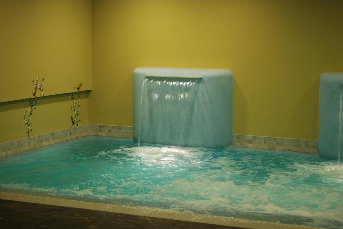 Hotel Aurora - Housity