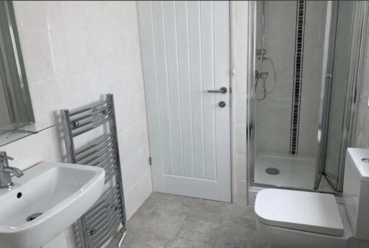 Starbuck Cottage - Housity