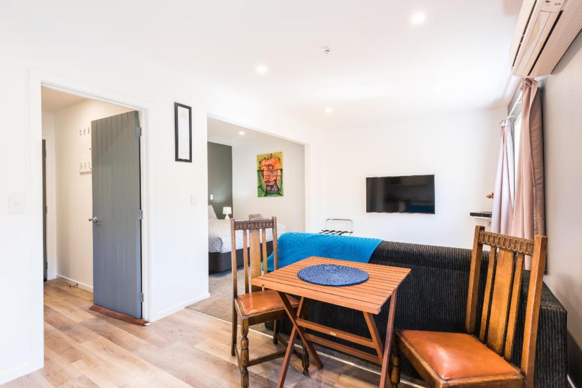 Suitetrails - Modern Private Apartment