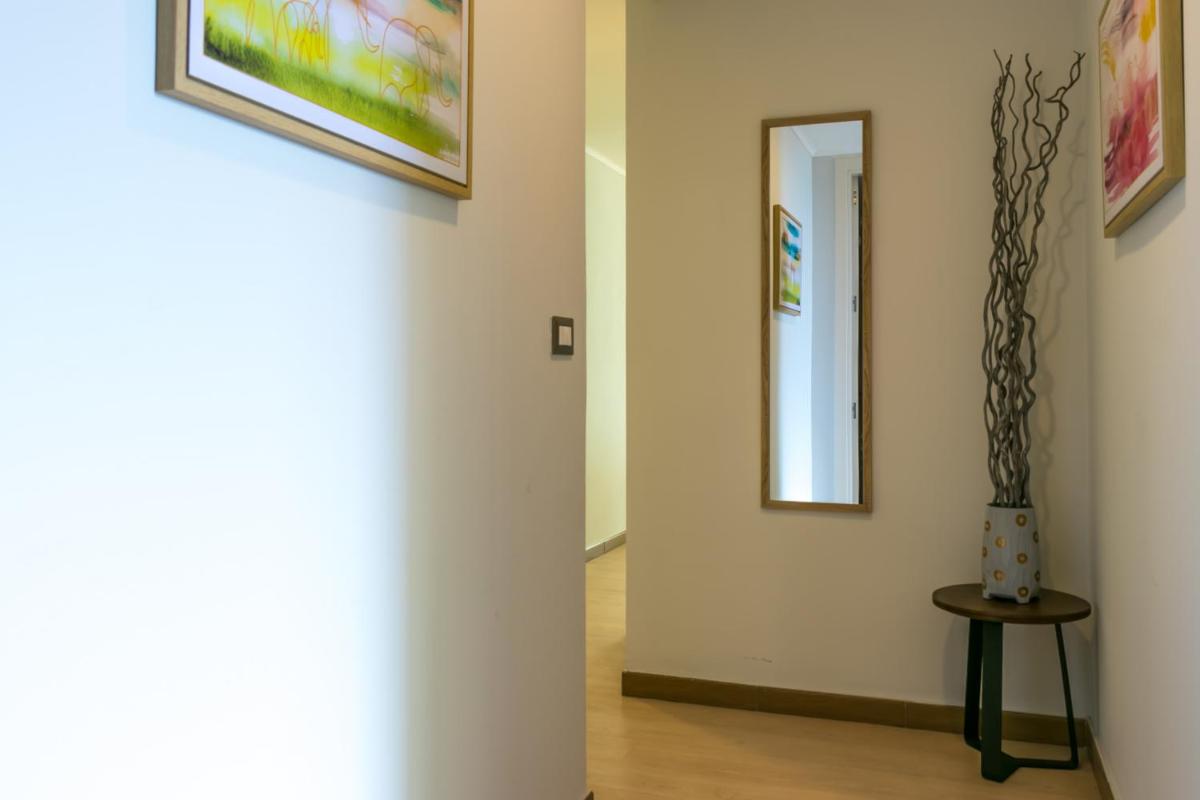 New Modern City View Apartment - PH Quartier Del Mar - Housity