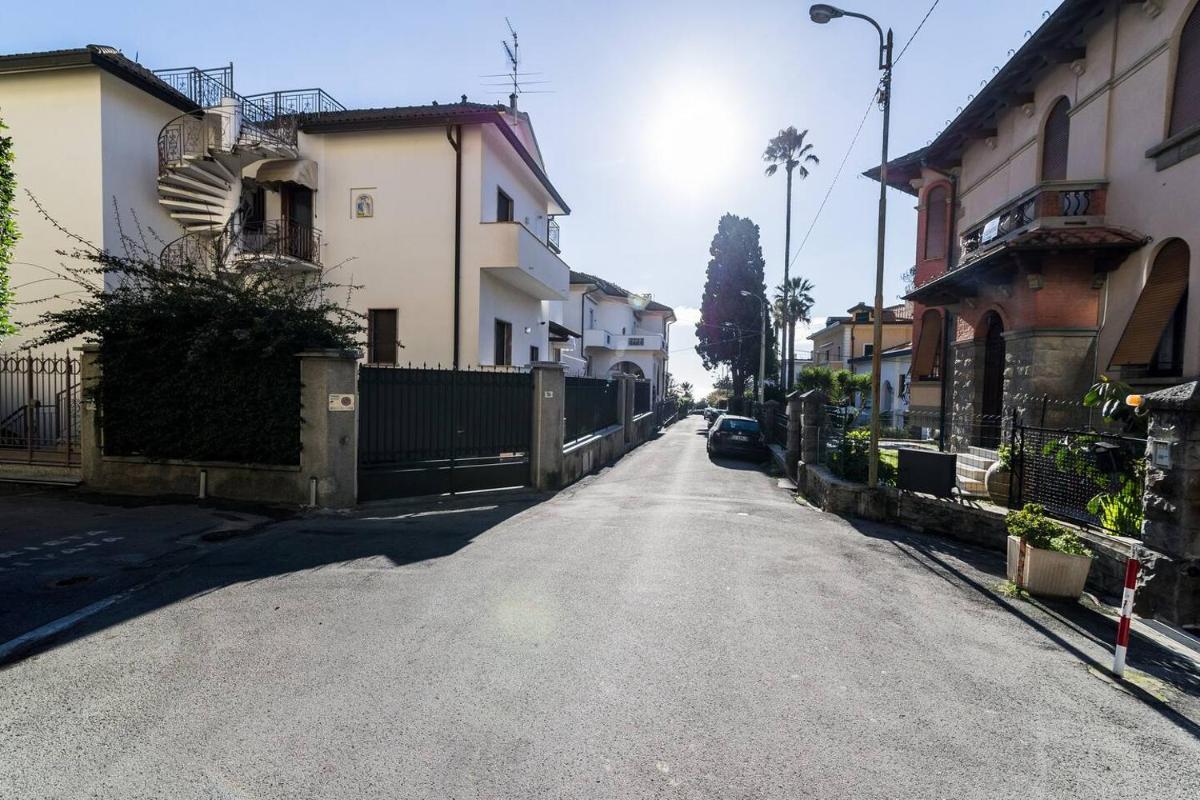 Grazioso appartamentino a due passi dalla pista ciclabile con Giardino e Garage - Housity