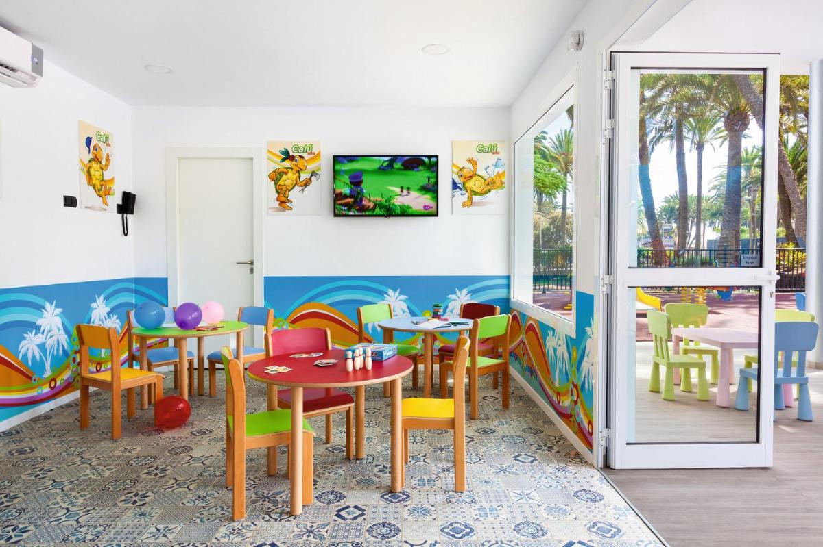 Imagen de la galería de Hotel Riu Palace Oasis, en Maspalomas