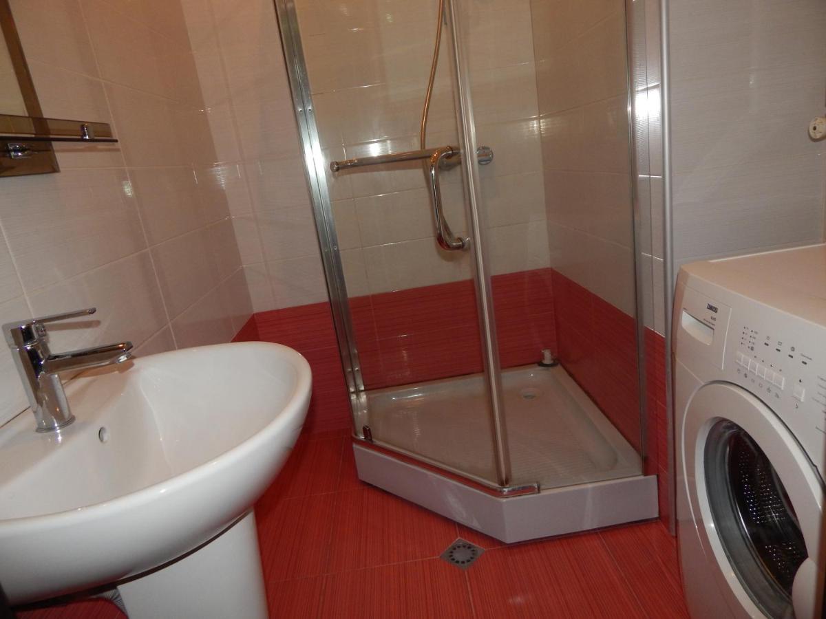 Apartment first line from Sea - Housity