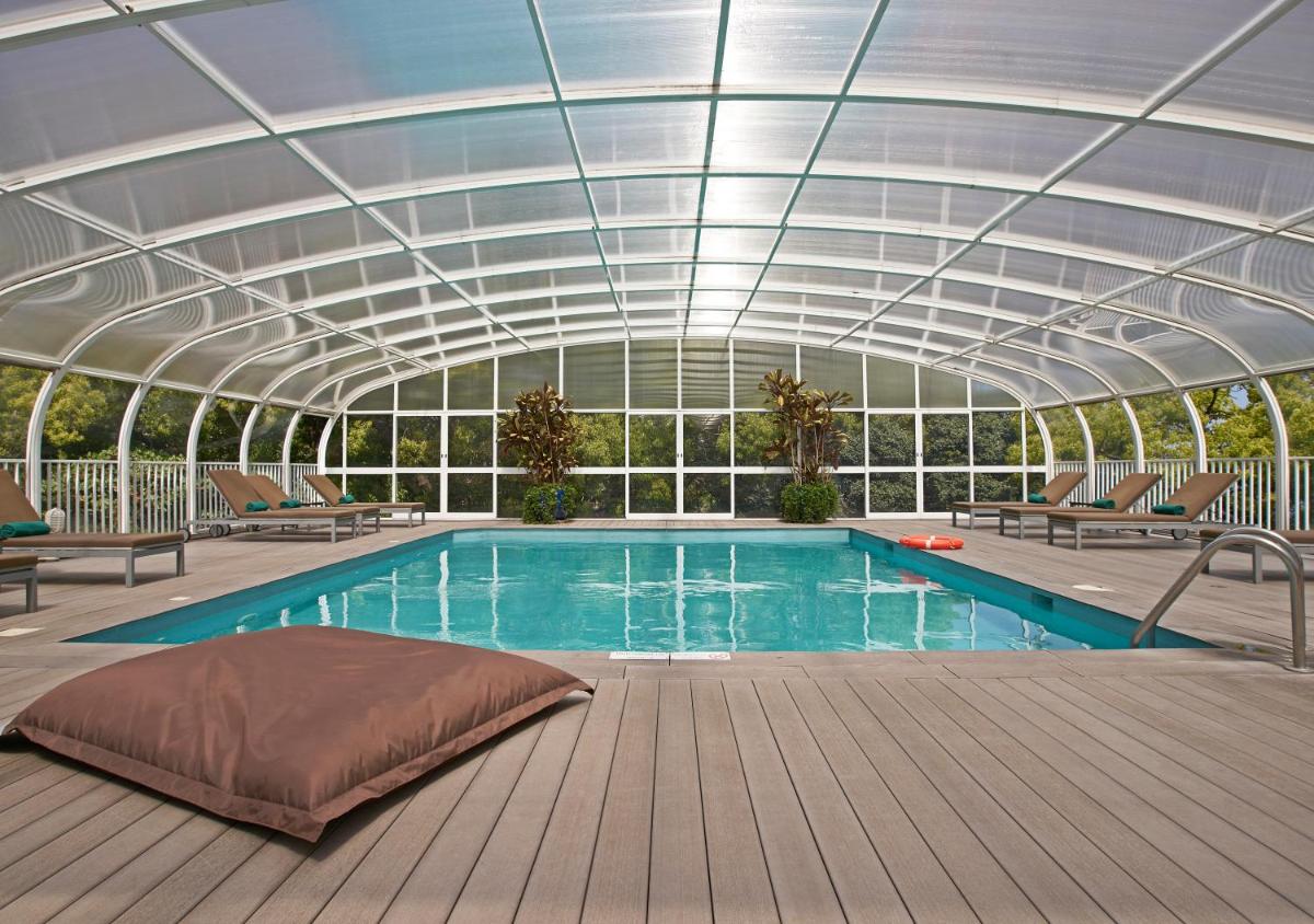 A piscina em ou perto de Quintinha Sao Joao Hotel & Spa