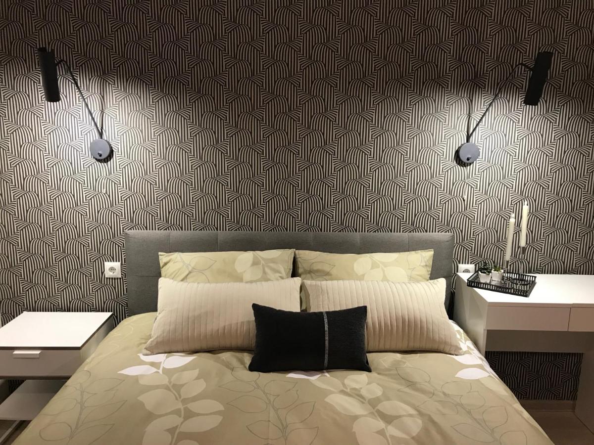 Manna Kasha - Housity