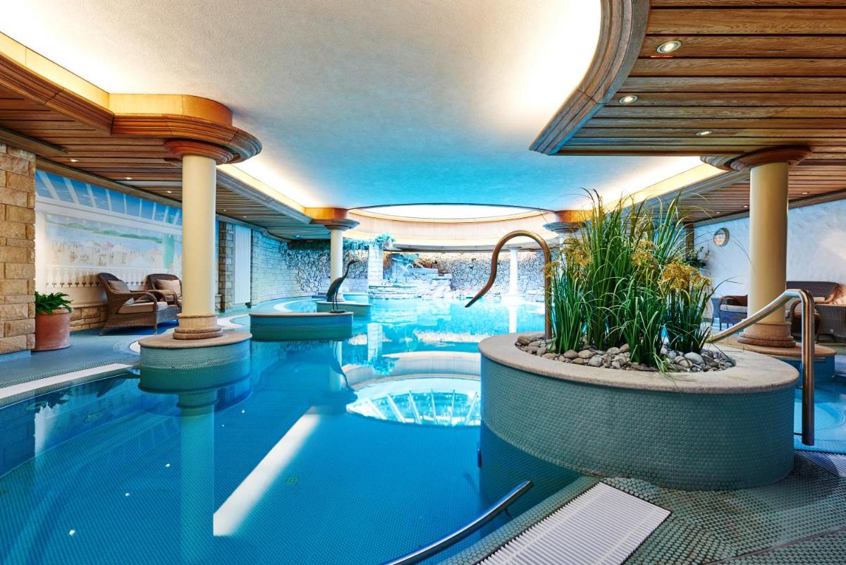 Hotel Landhaus Wachtelhof - Housity