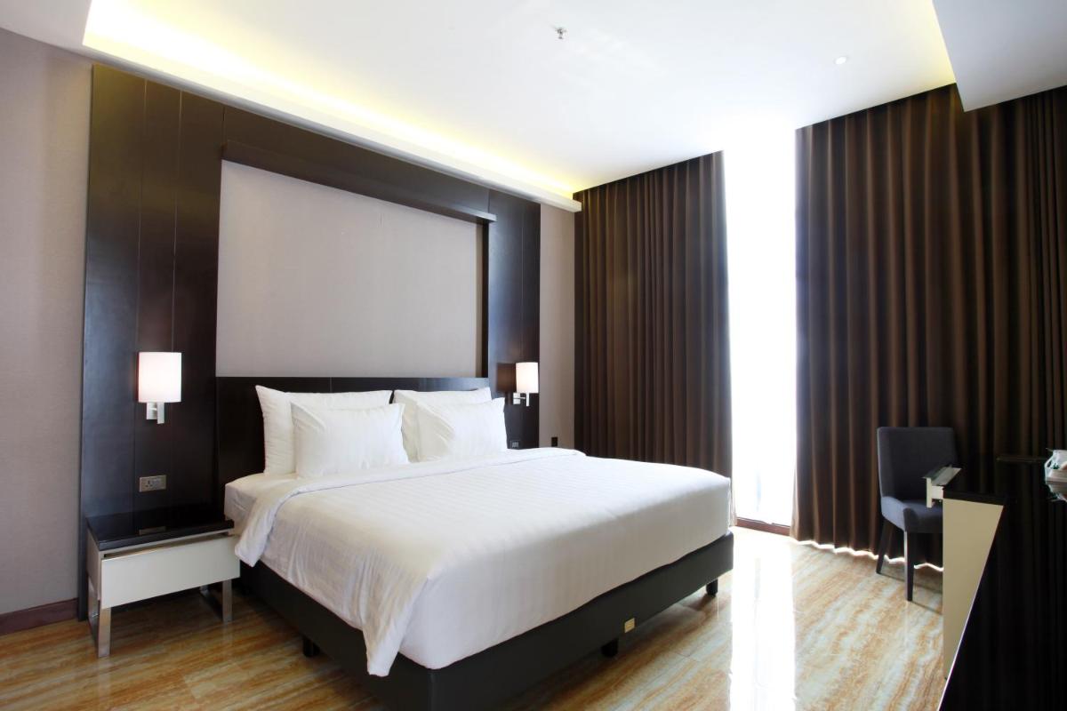 Grand Karlita Hotel Purwokerto - Housity