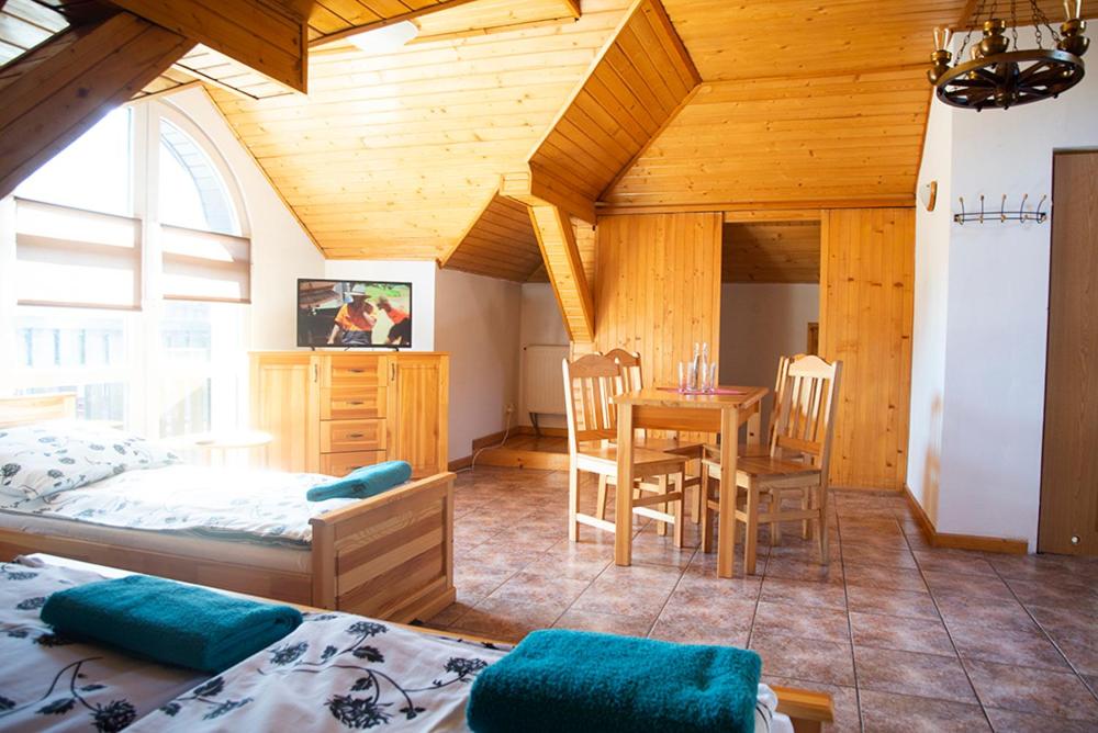 Apartamenty Chata Romana - Housity
