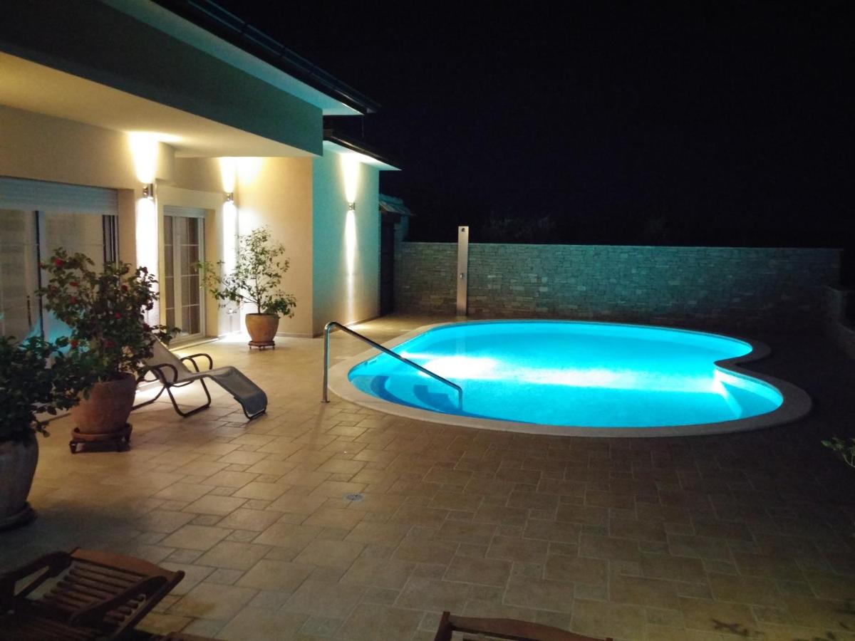 Villa Vacanza - Housity
