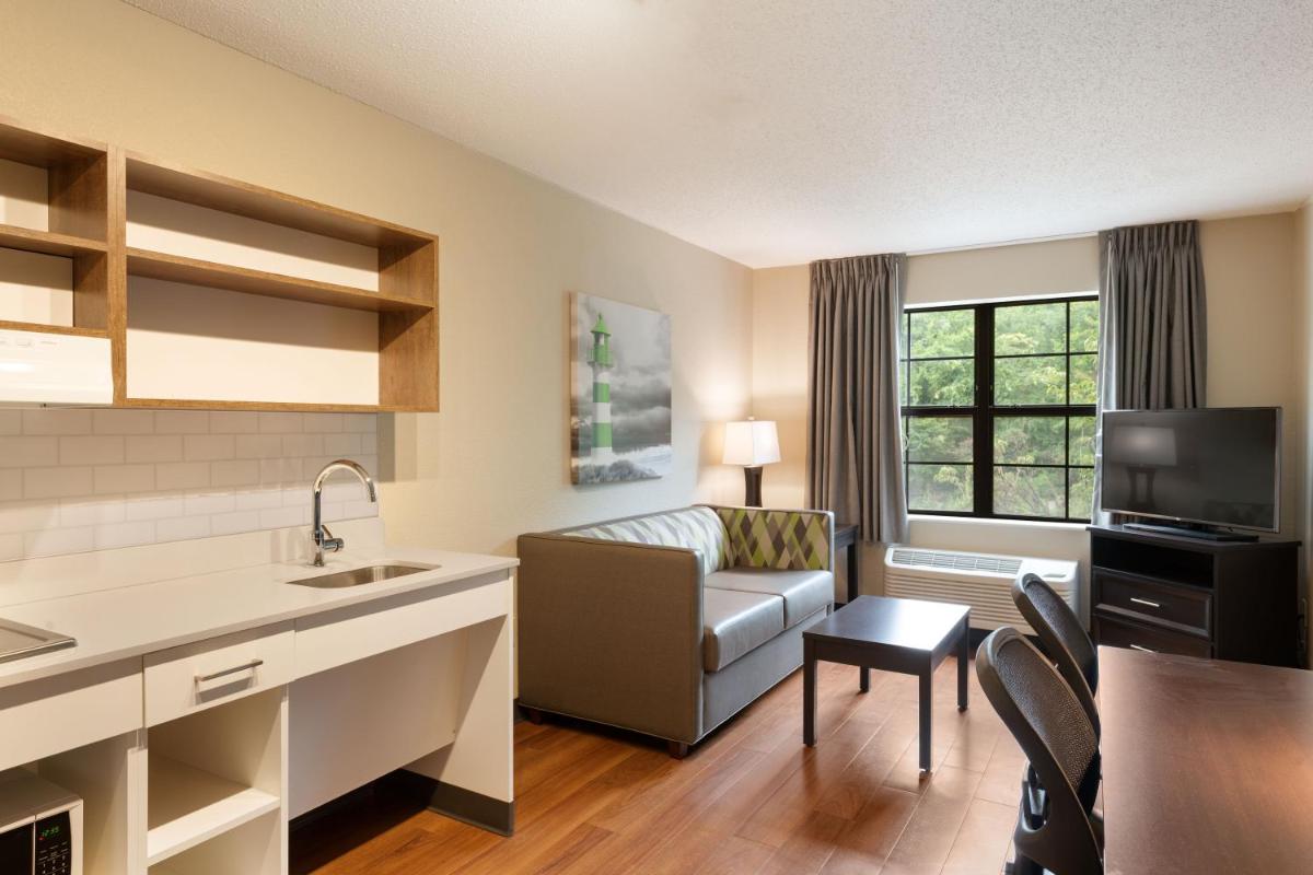 Extended Stay America Premier Suites - Charlotte - Pineville - Pineville Matthews Rd. - Housity
