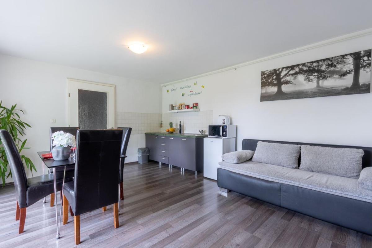 Sweet Secret - Housity
