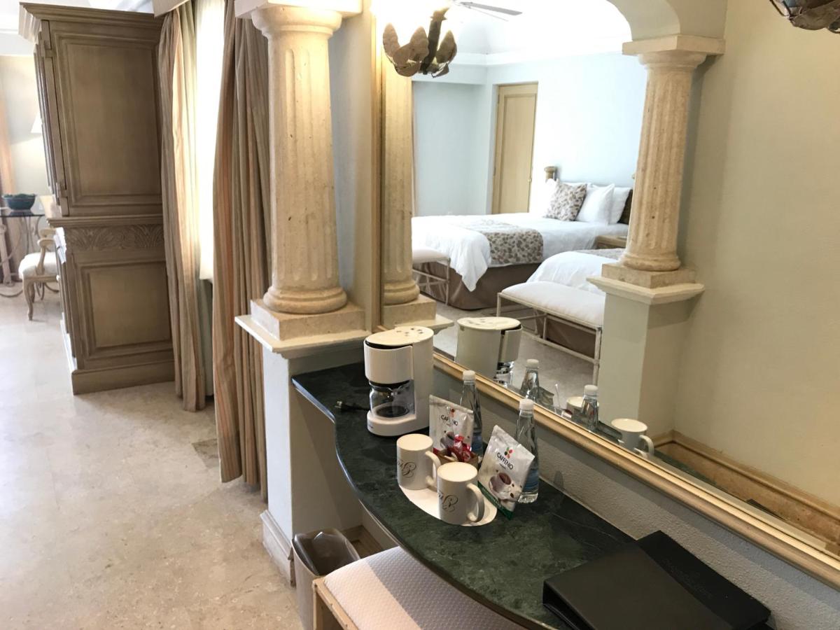 Grand Isla Navidad Golf & Spa Resort with Marina - Housity