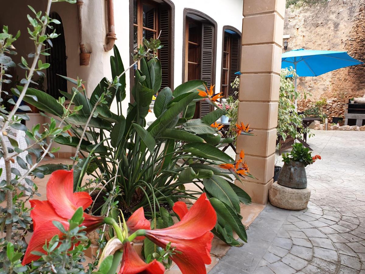 Hotel Segles - Turismo de Interior - Housity