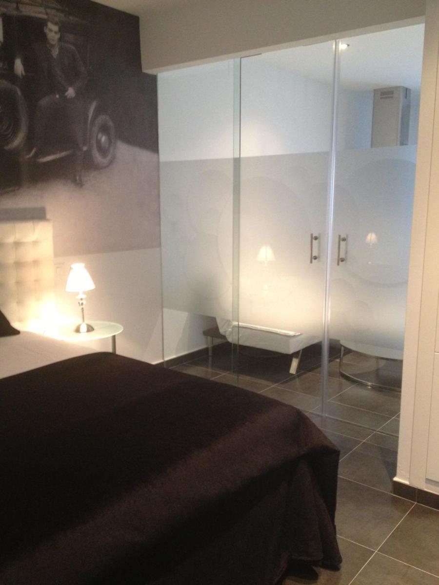 Apartamentos Torremenguada - Housity