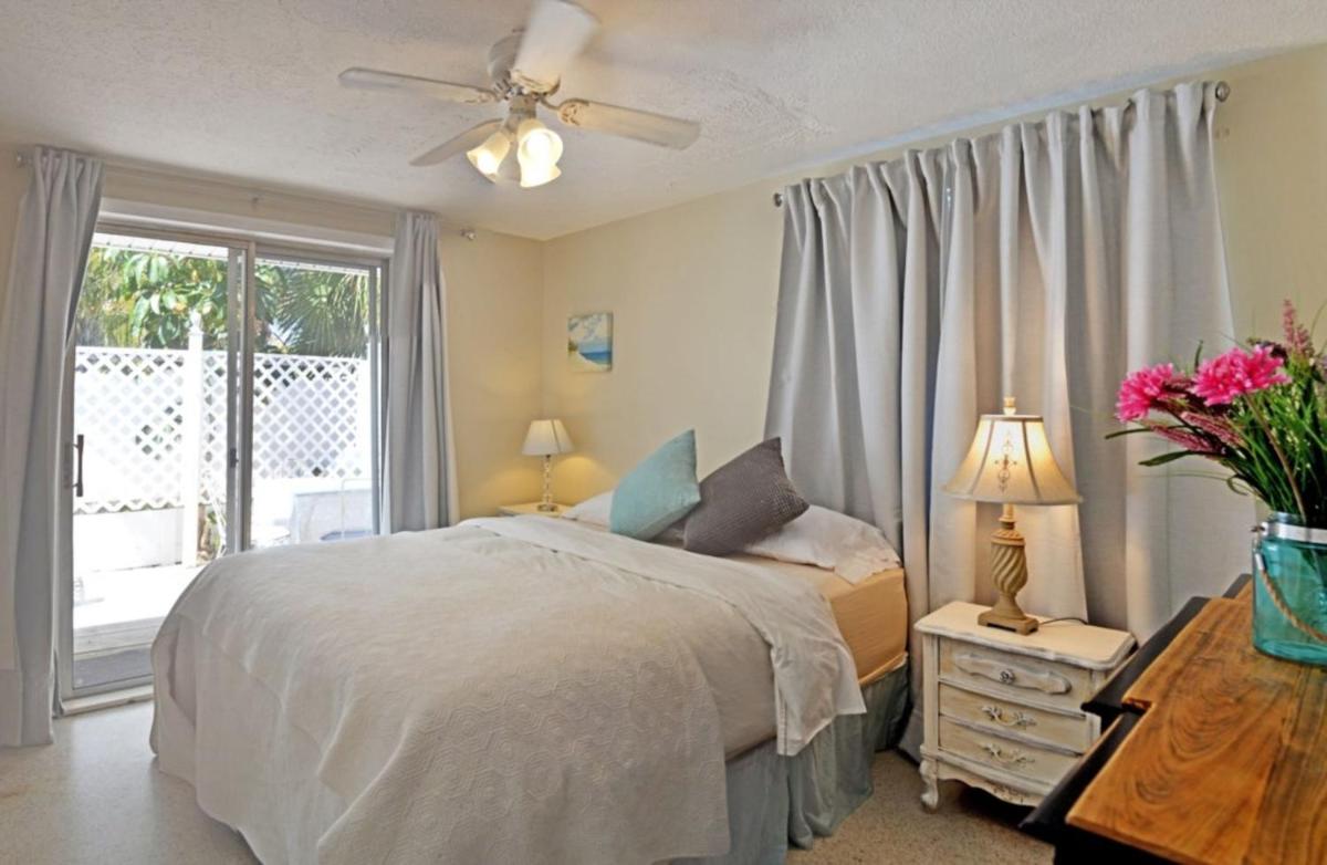 Holmes Beach -Ocean View Villa 3103 - Housity