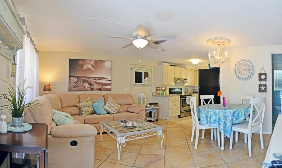 Holmes Beach -Ocean View Villa 3103 - Housity