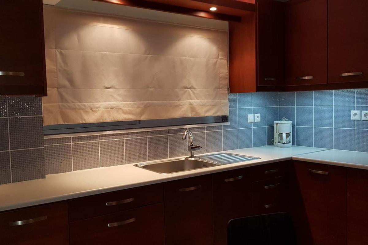 Comfy house with private garden & view, near Kyparissia Castle - Housity