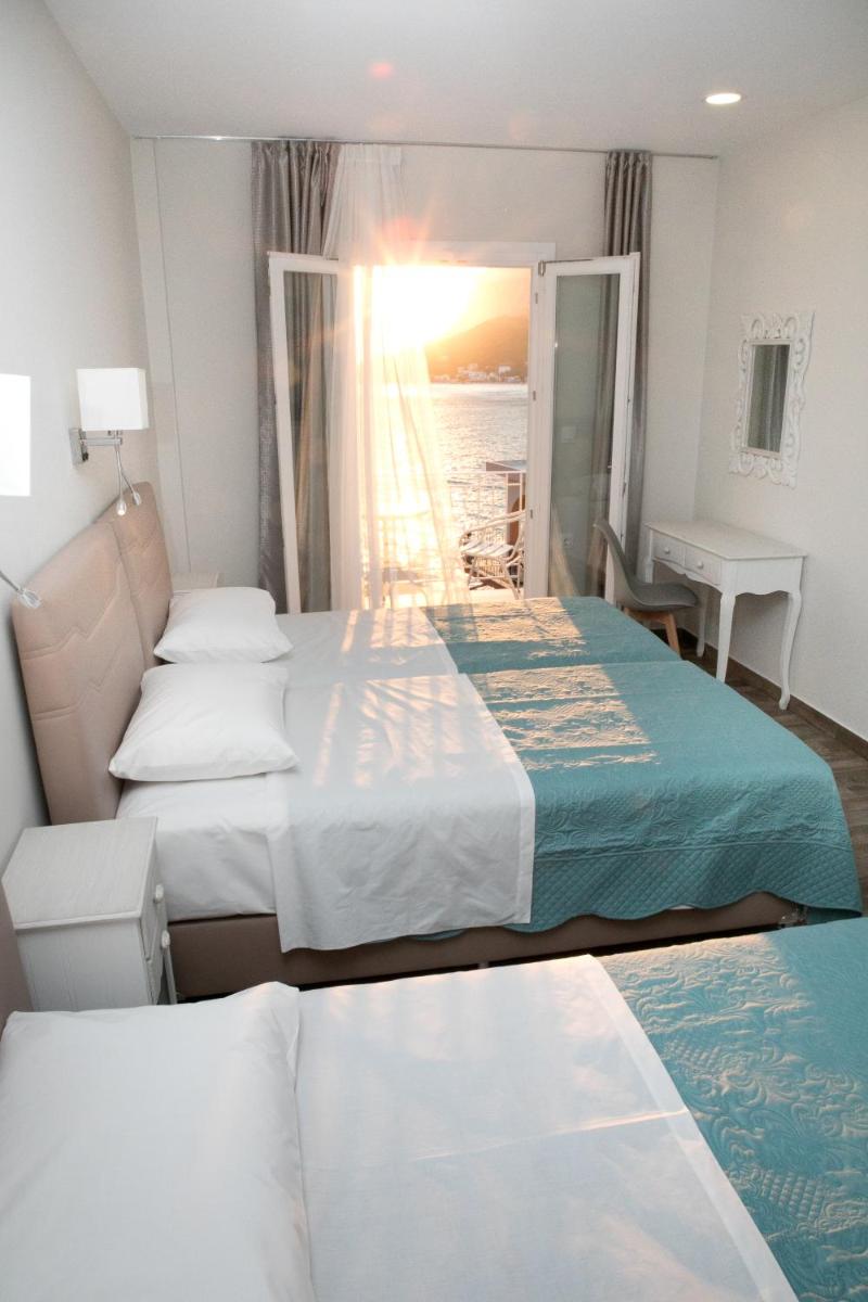 Hyperion Hotel - Housity