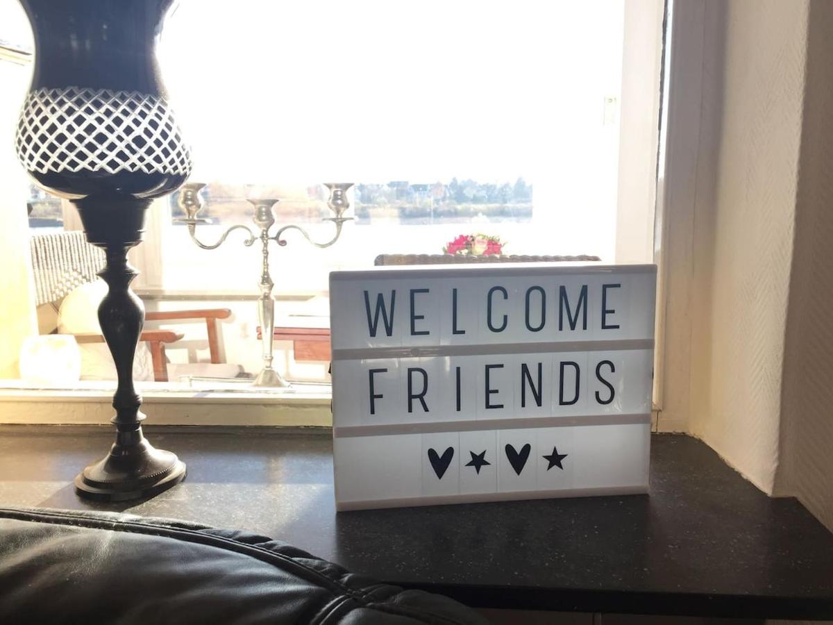 VILLA RHEINSTEIN AM SCHLOSS ENGERS - Housity