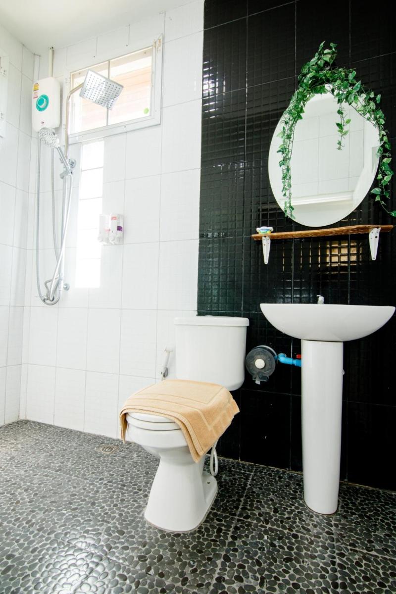 The Creek Villa - Hizvo