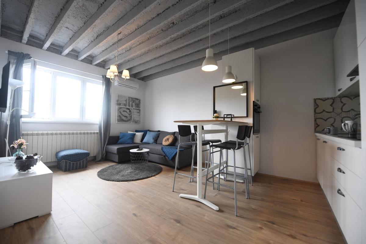 Sand Apartments - Housity