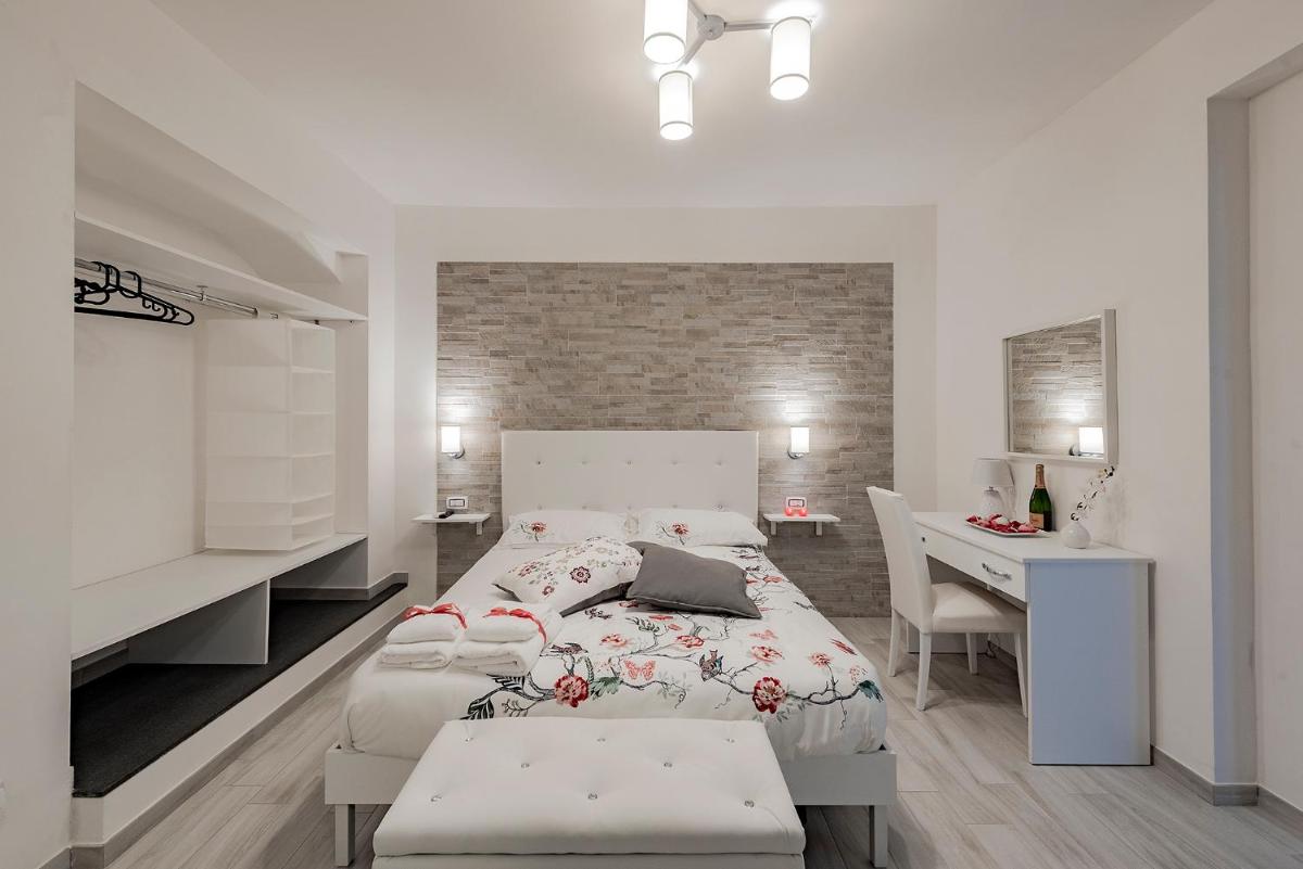 Terra Mia - Housity
