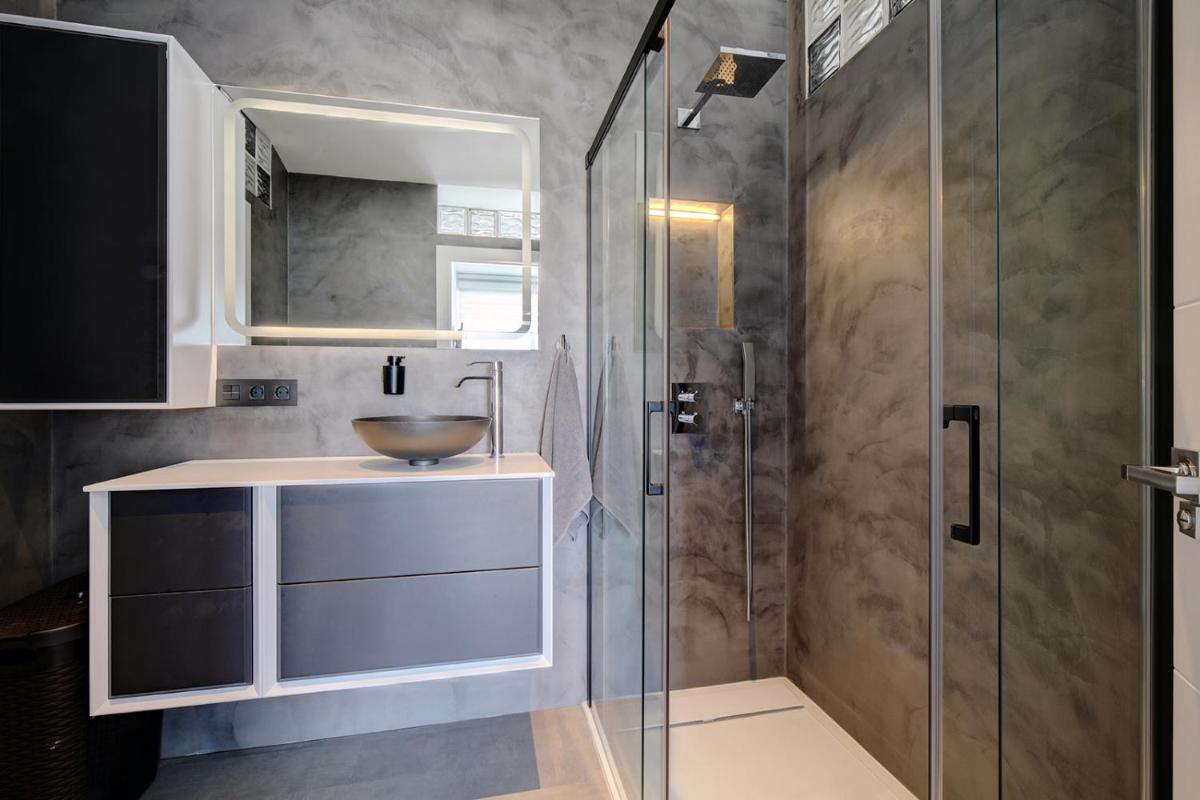 Penthouse DELUXE, Carolina Park, Marbella - Housity