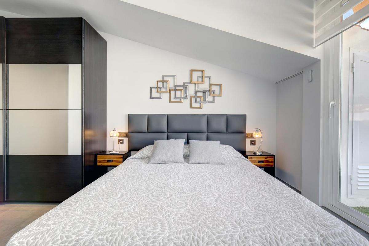 Penthouse DELUXE, Carolina Park, Marbella - Housity