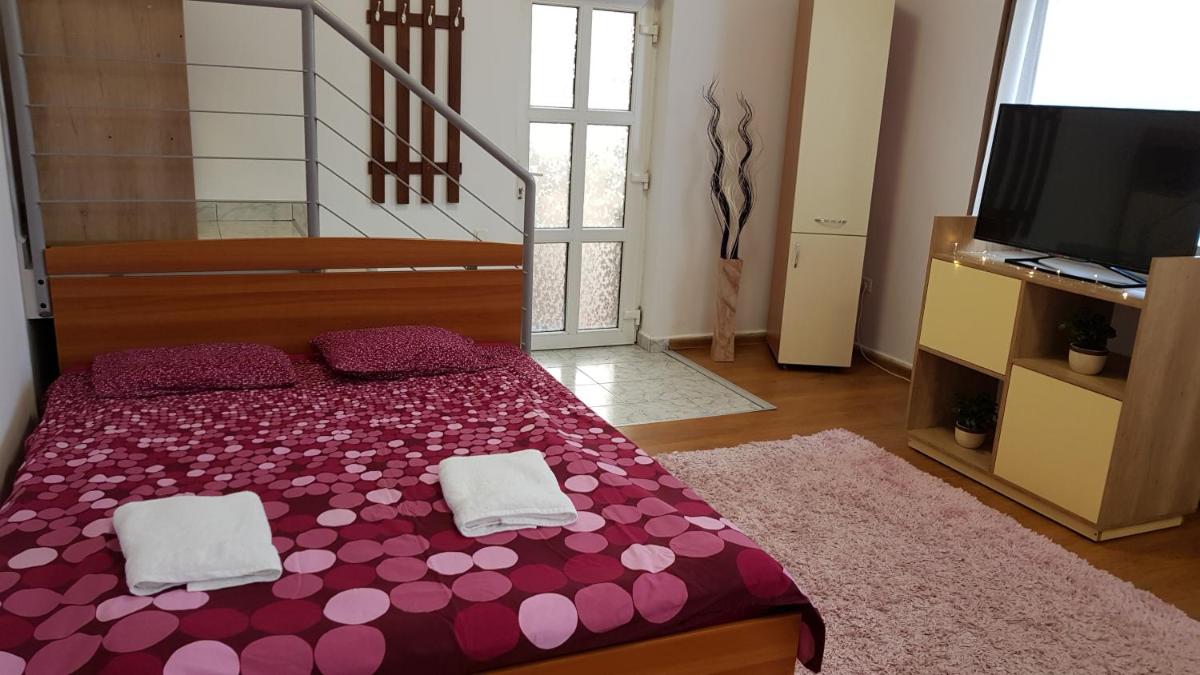 Lend one room house - Housity
