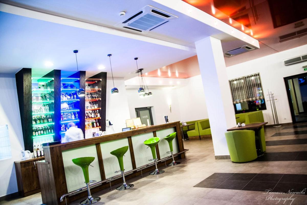 Hotel Drohicki - Housity