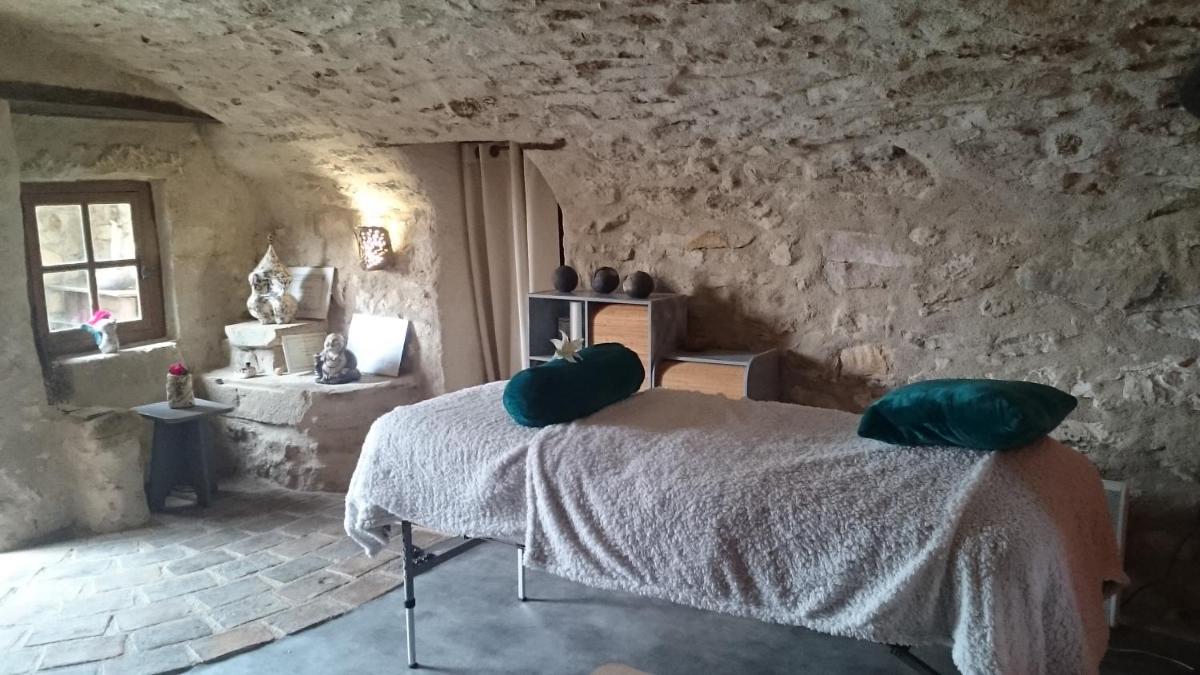Suite de Merlin l'enchanteur - Housity