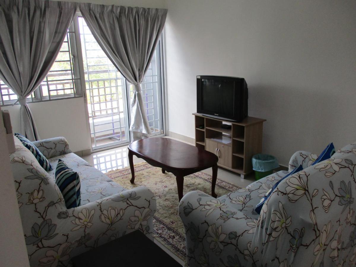 Dua Budiman Homestay Puncak Alam - Housity