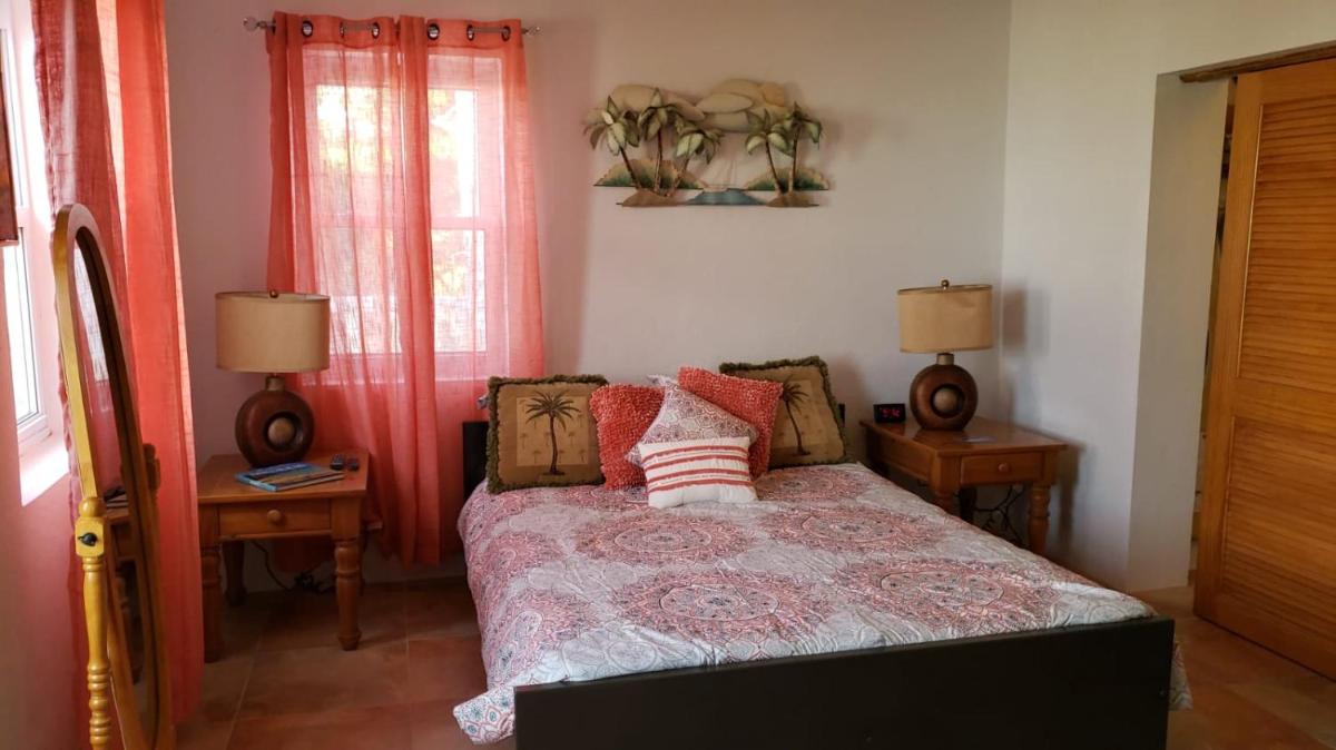 Pauls Oceanview with Amazing Sunsets - Housity
