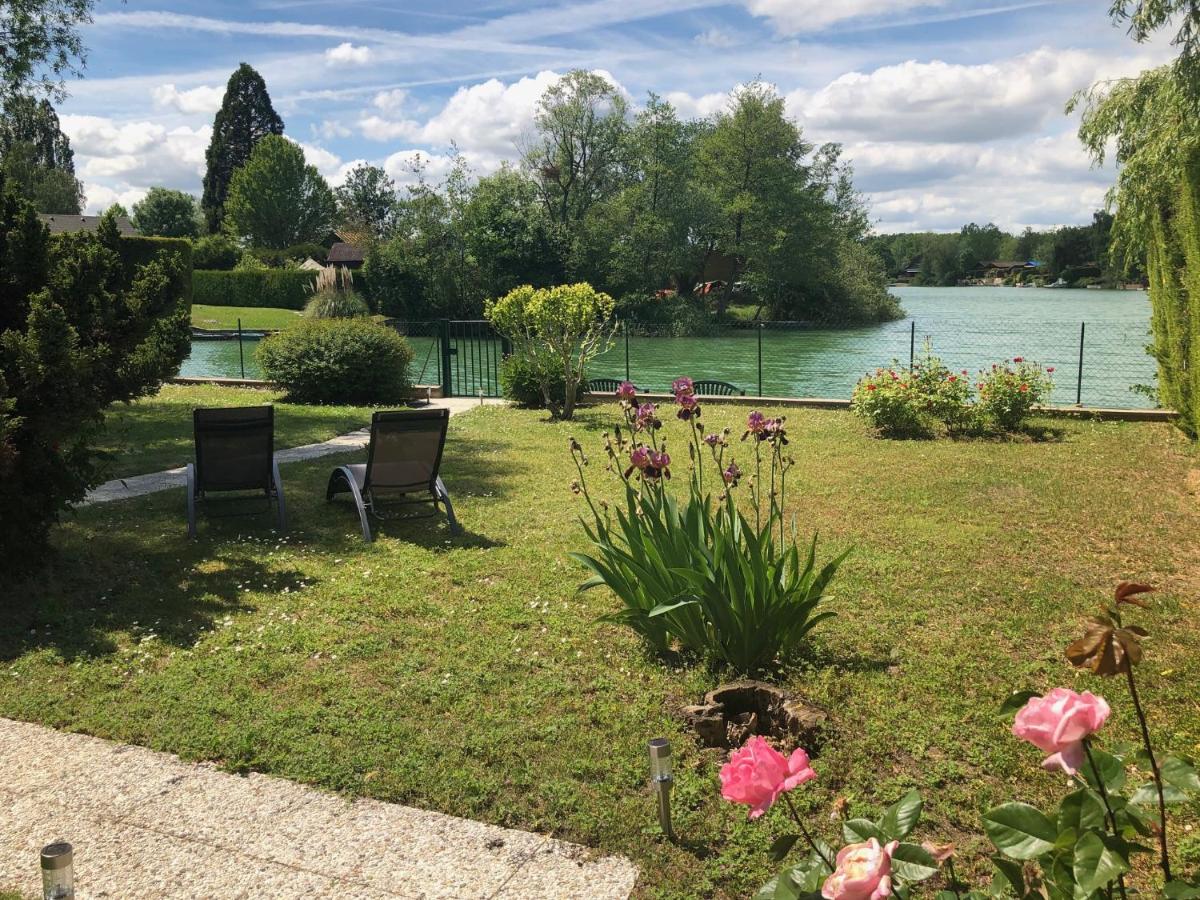Le Chalet du Lac - Domaine de la Goujonne - Housity