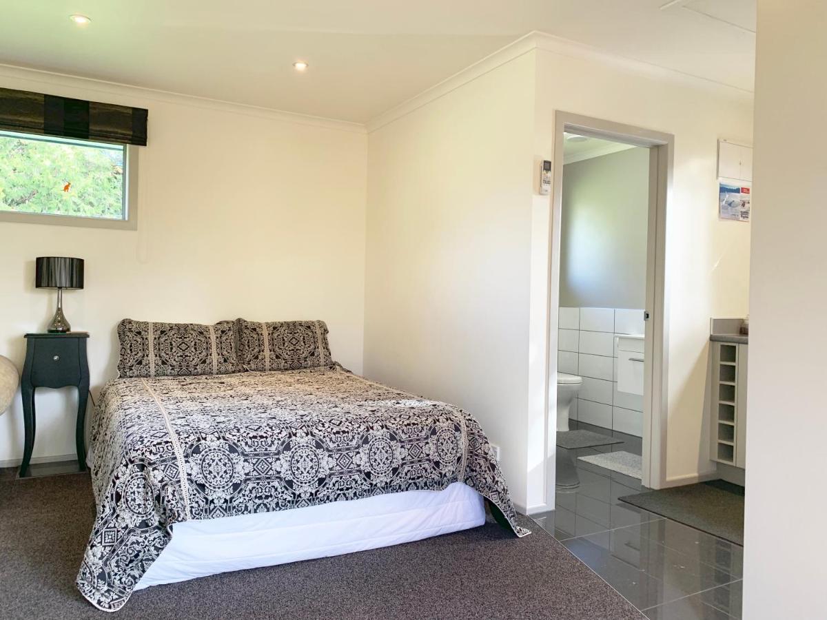 Mirror Creek Holiday Cottage - Housity