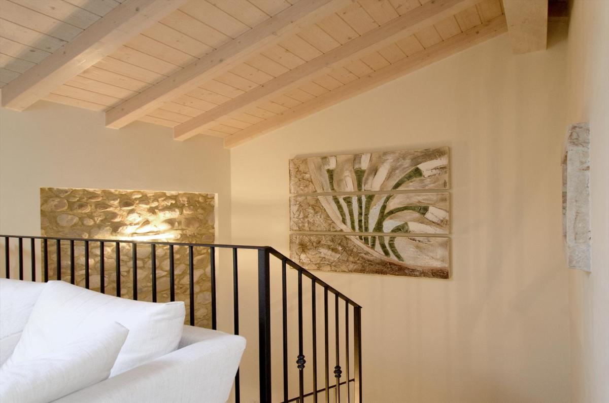 Corte degli ulivi - Housity