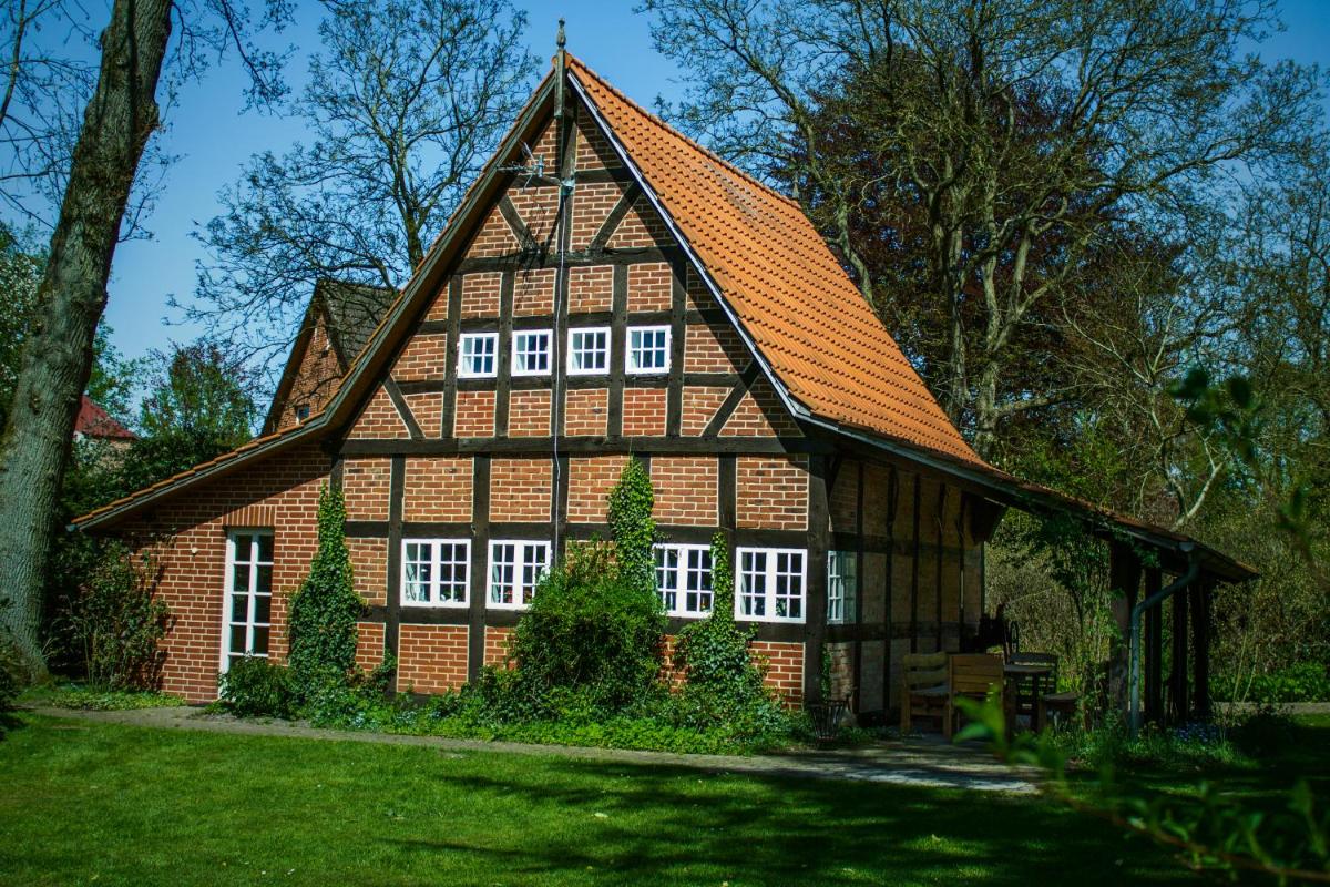 Ferienhäuser Armsen - Housity