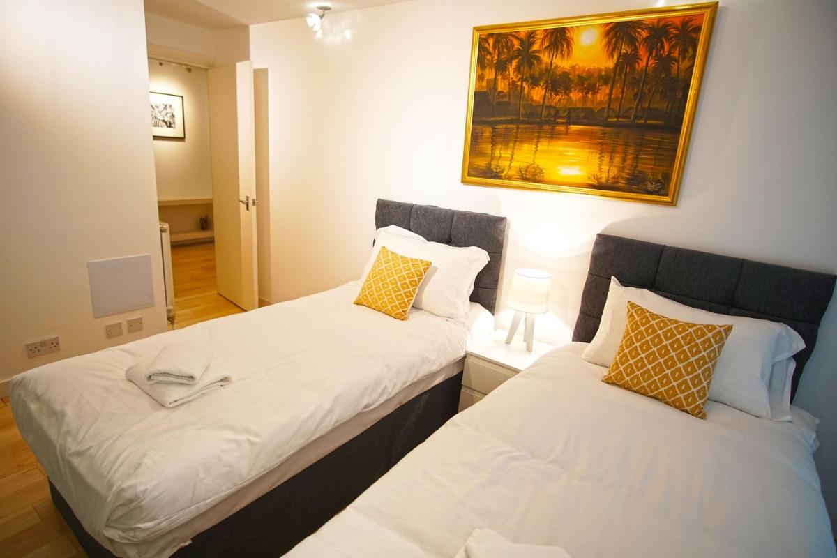 Superior Canary Wharf O2 Arena 2Bed Apartment - Netflix & Parking - Housity