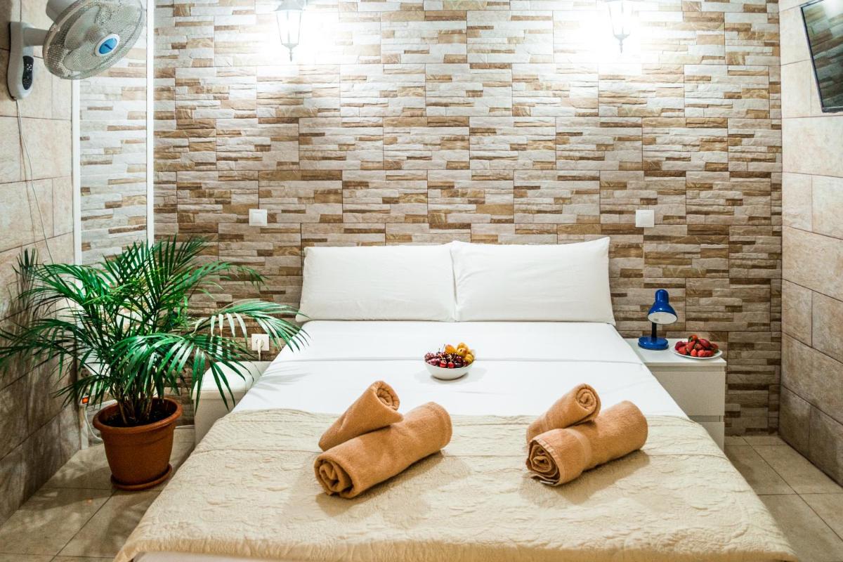 Suitetrails - Hostel Poseidon - HM