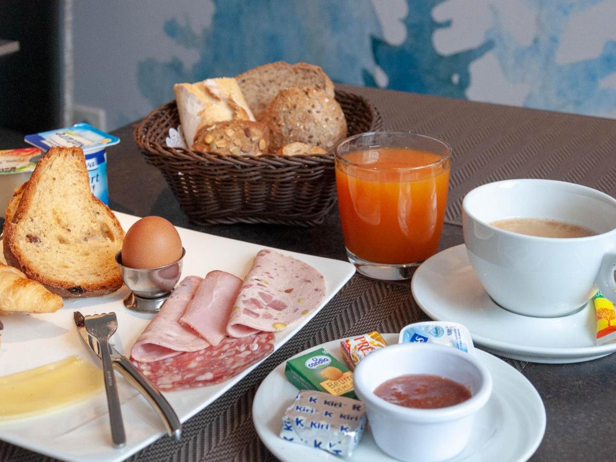 Nourriture dans l'hôtel ou à proximité