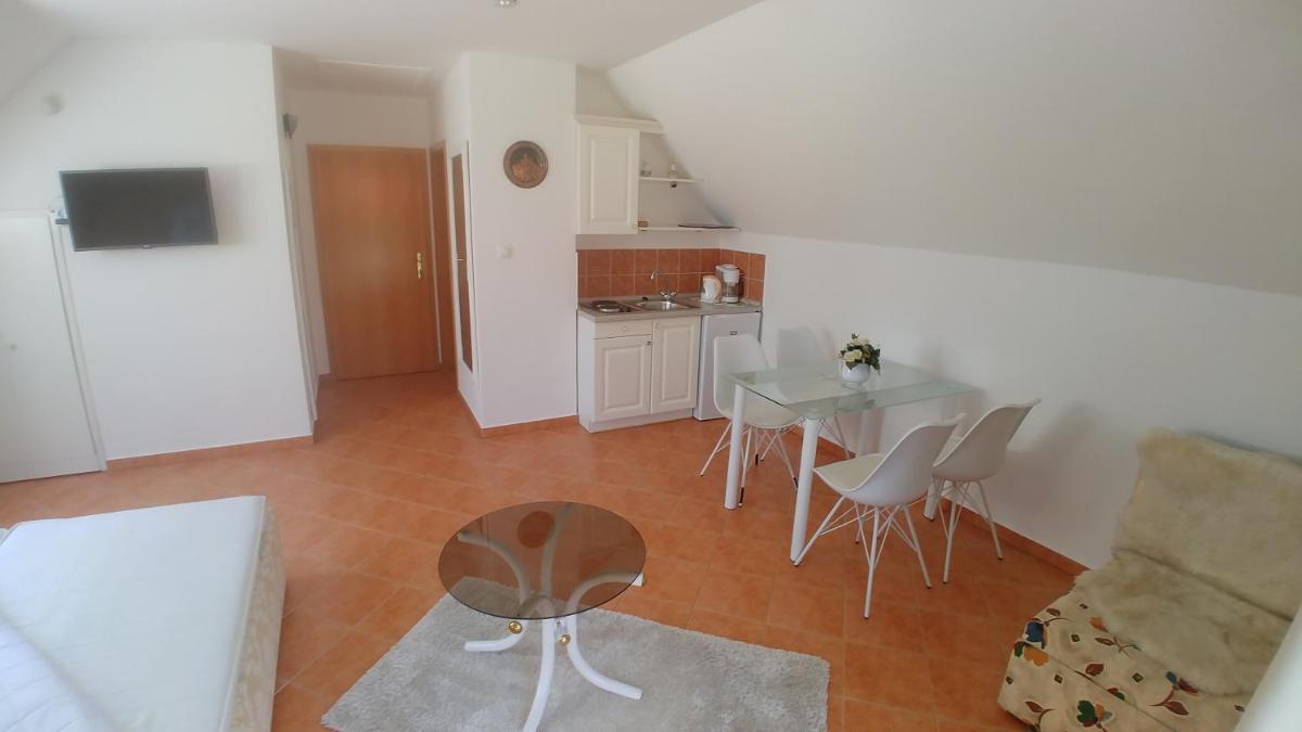 Suitetrails - Zsolnai Apartments Siófok